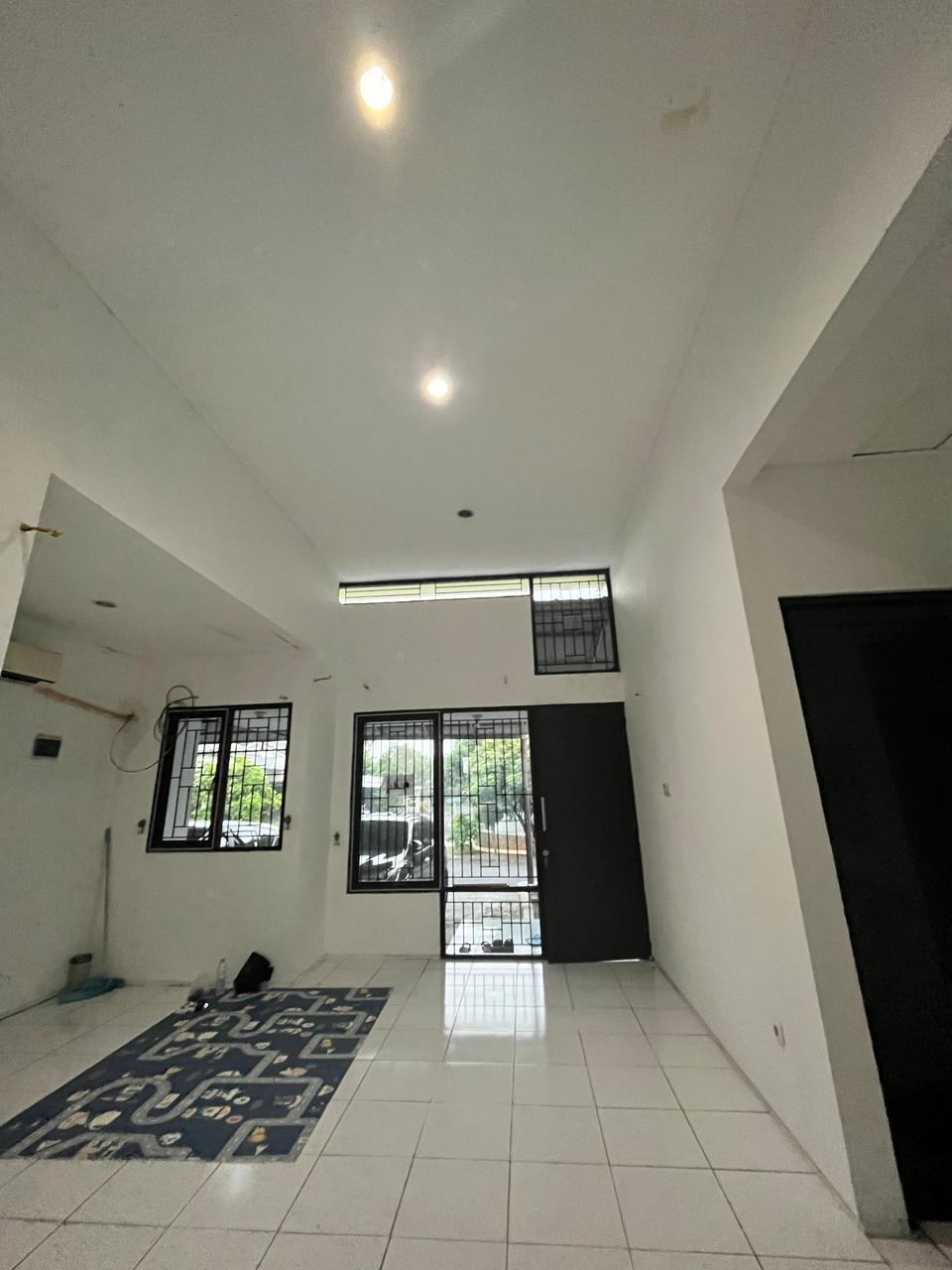 Rumah Disewakan di Cluster Elysium Lippo Cikarang